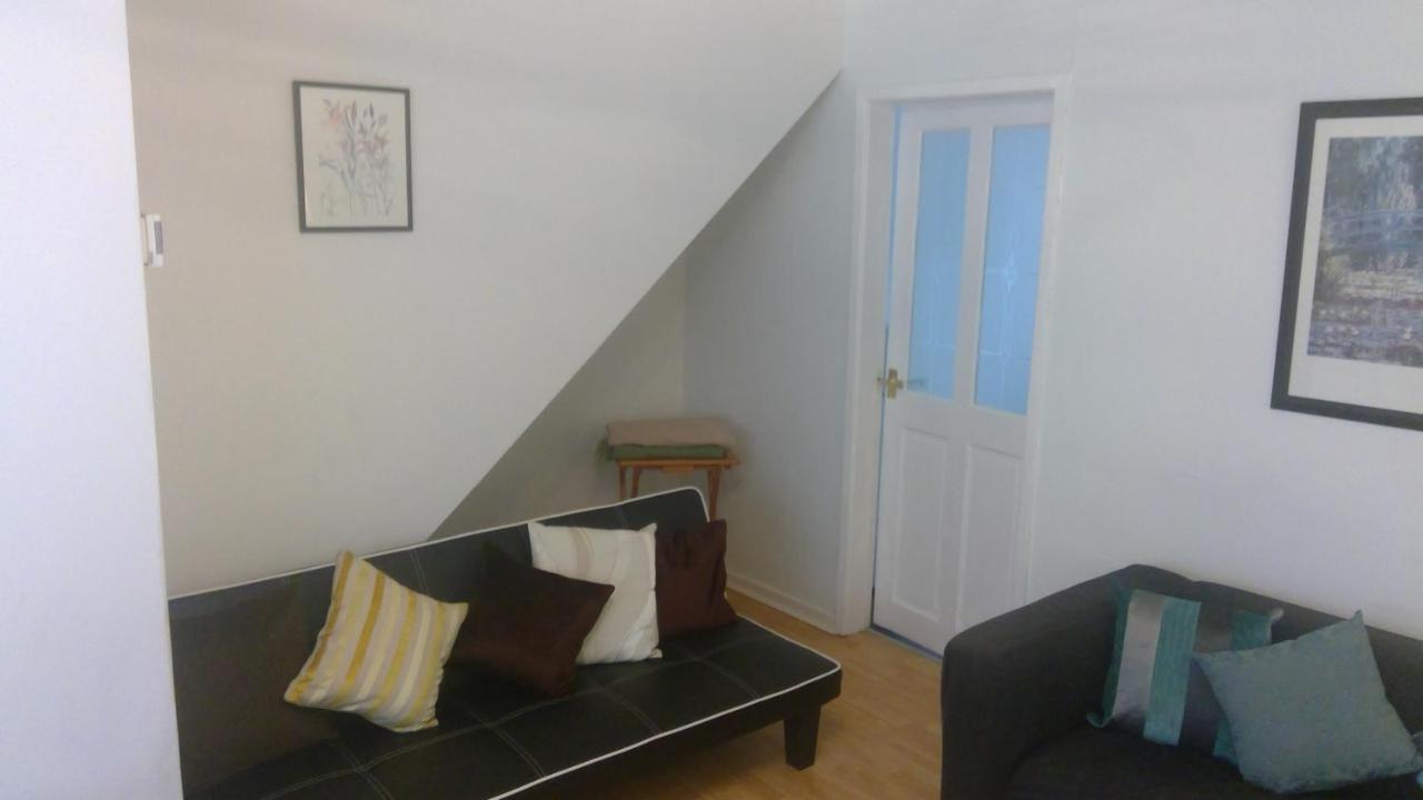 Delightful House With Big Ambitions Appartement Leigh  Buitenkant foto